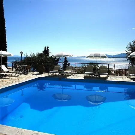 Captain's Apts Aparthotel 2*