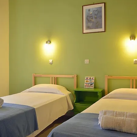 Aparthotel Captain's Apts Barbati
